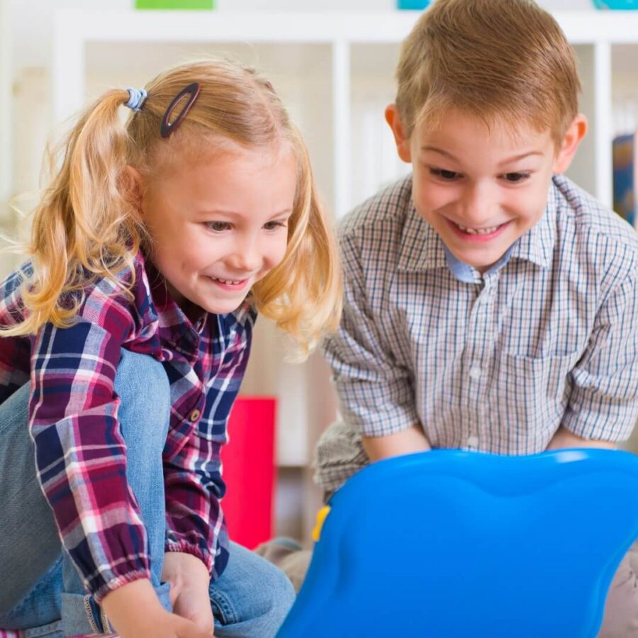 Игрушки ведут себя плохо: как родителям защитить семью от угроз IoT