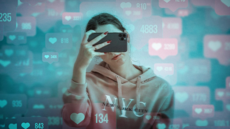 Можно ли разрешать детям выкладывать селфи в интернет?